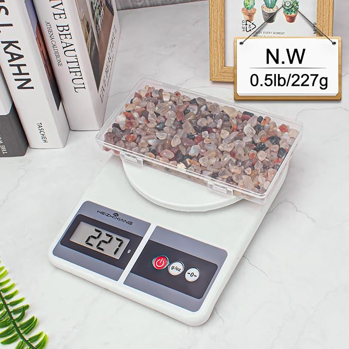 0.5 Lb/230g White Agate Crystal Pebbles Stones Aquarium Gravel Rocks, Natural Landscaping Pebbles Decorative Vase Filler Tumbled Crushed Stones for Fish Tank|Garden|Home, 5-7mm