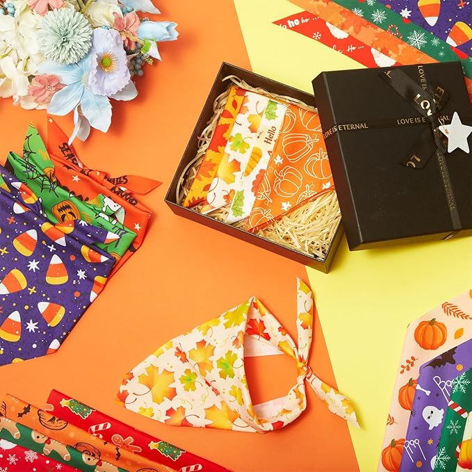 Preboun 200 Pcs Holiday Dog Bandanas Bulk Fall Halloween Christmas Bandanas for Dogs Triangle Kerchief Bib Scarf Set for Pet Party Costume Photo Props Accessories Pet Shops Groomers, 25 Styles