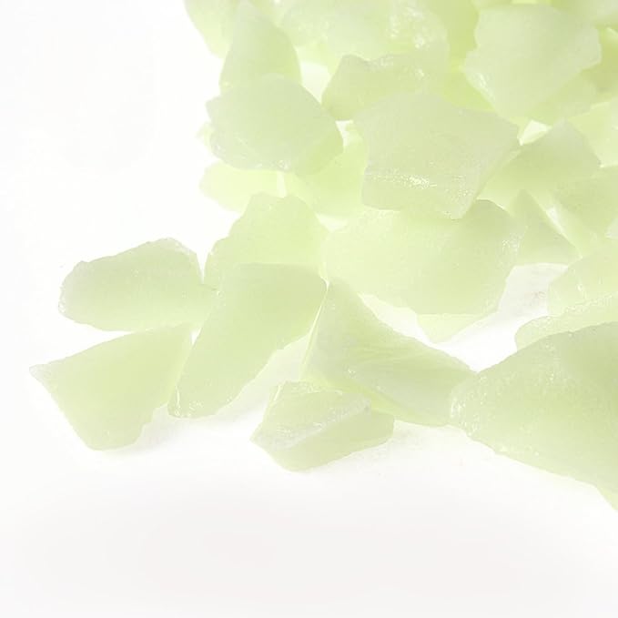 Shiny Stone Glow in The Dark Gravel, Fish Tank Aquarium Gravel Sand, Decorative Gravel Rocks,Aquarium Gravel Stones for Home and Fairy Garden Decoration,305g/0.67lbs (Yellow Green, 8-15mm)