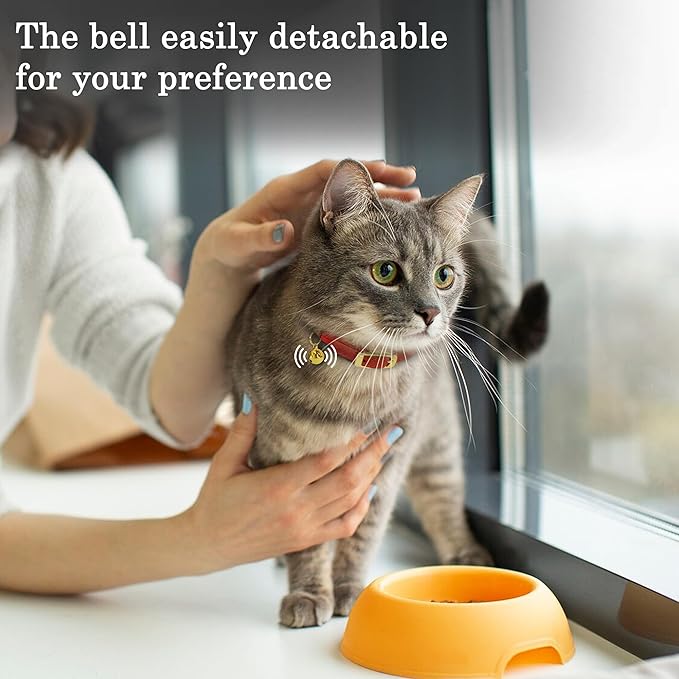 OOPSDOGGY Rolled Leather Cat Collar with Bell - Reflective Kitten Collar with Safety Elastic Strap - Adjustable Small Pet Collars for Boy Girl Cats (Green)