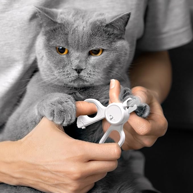 Professional Dog and Cat Nail Clippers with Lights to Illuminate Nails or Blood Lines for Safe Trimming，Sharp Stainless Steel Pet Nail Trimmers with Safety Guard to Avoid Overcutting for Small Animals