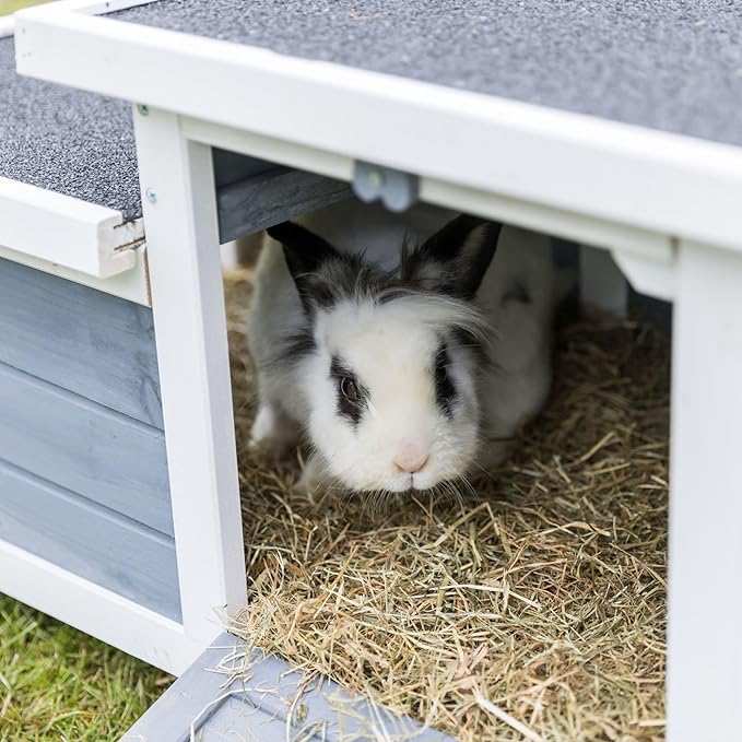 TRIXIE natura Small Animal House - Outdoor/Indoor Rabbit Hideout with Hinged Roof & Raised Floor - Solid Wood House with 2 Entry Ramps, Weather-Resistant Home for Bunnies & Guinea Pigs - in Gray