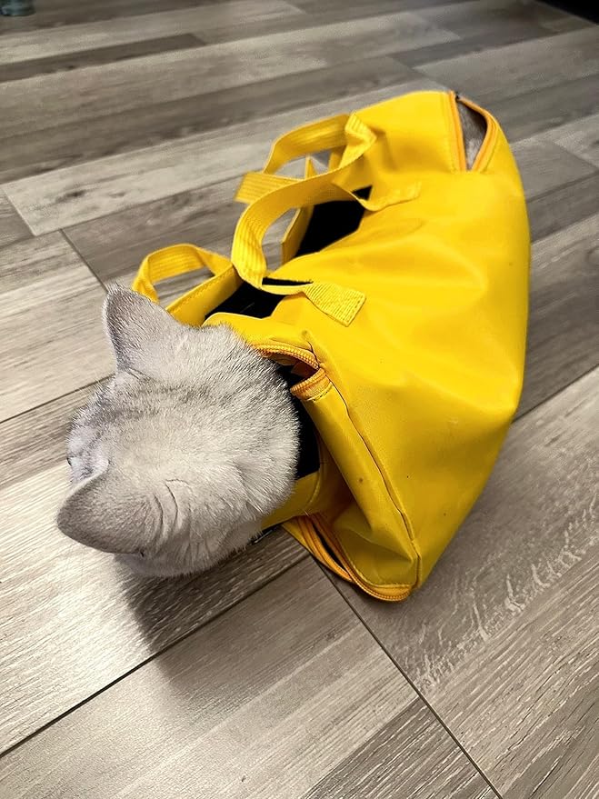 HDKUW Cat Grooming Bag,Foldable Travel Carrier for Cats,Anti-Bite Anti-Scratch Cat Grooming Restraint Bag,Pet Carrier for Administering Eye Drops,Ear Cleaner,Clipping Nails Yellow S