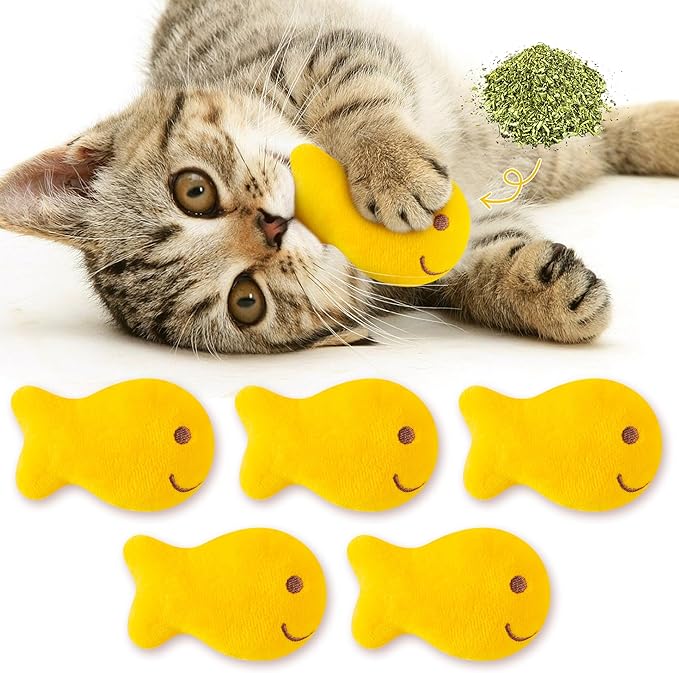 L1rabe Goldfish Cracker Catnip Stuffed Toys - Summer Black Cat Appreciation Day 5P Goldfish Cat Toys Funny Yellow Indoor Cats Chew Bite Teething Tools Kittens Birthday Gifts Interactive Pet Supplies