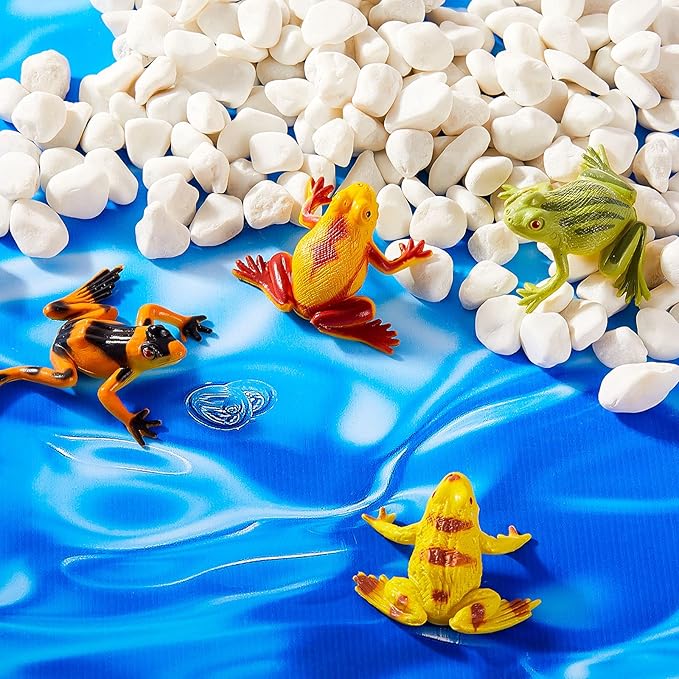 48 Pieces Plastic Frogs Toy Mini Vinyl Realistic Frog Decorations Fun Rain Forest Character Figures Lifelike Toy for Rana Crafting Party Supplies Home Decor Game